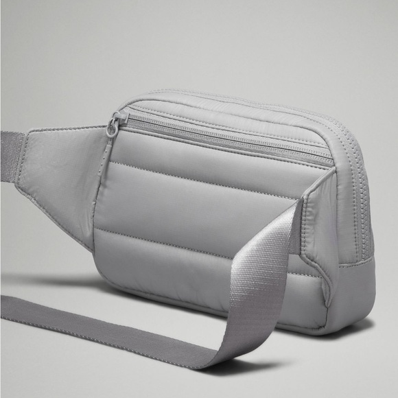 NWT Lululemon Large Everywhere Belt Bg 2L - Picture 5 of 9